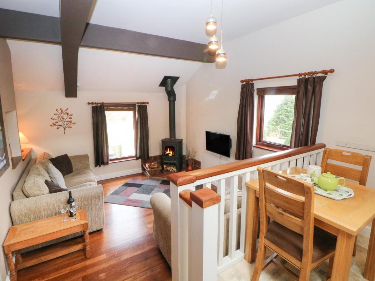 Horse Mill Lodge Taddington Exterior foto